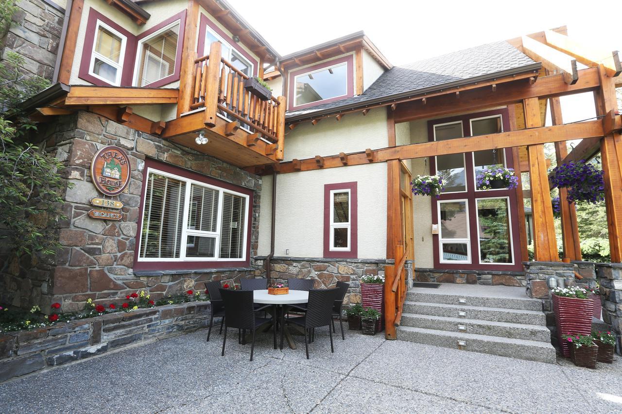 Beaujolais Boutique B&B At Thea'S House Banff Zewnętrze zdjęcie